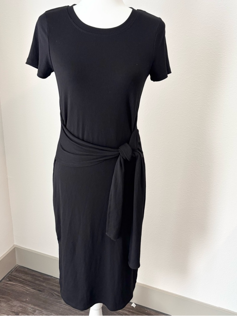 Rachel Zoe Black Ribbed Midi Dress XS Tie Waist Short Sleeve NWOT